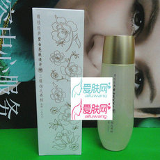 8C02三蝶馥桂碧白亮肤浸汁120ML 爽肤水 保湿美白 亮...